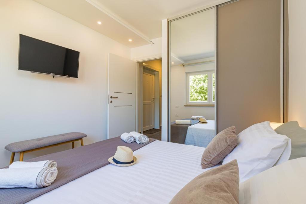 N&G New Apartment Stoja Beach Pola Esterno foto