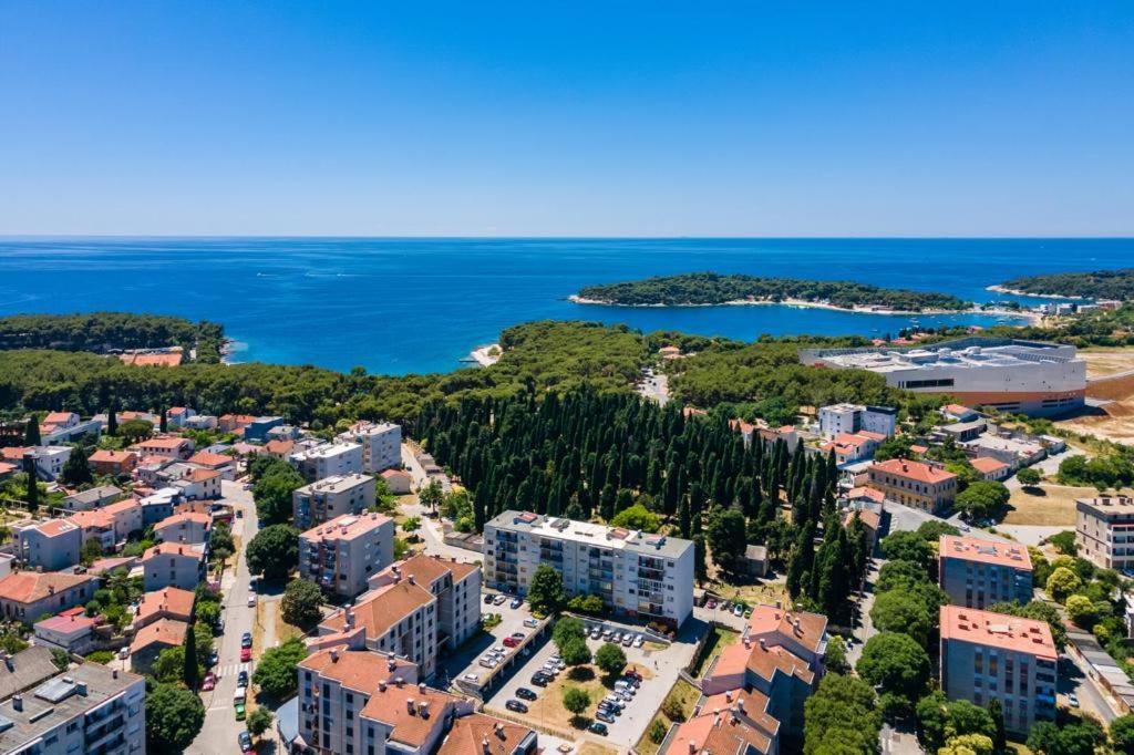 N&G New Apartment Stoja Beach Pola Esterno foto