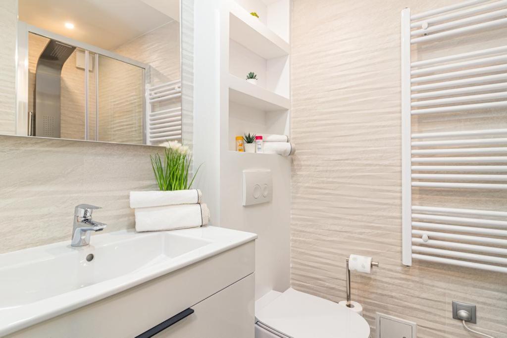 N&G New Apartment Stoja Beach Pola Esterno foto